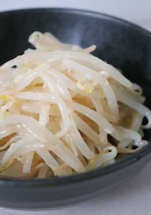 レンジもやしの甘酒みそ柚子こしょう和え-レシピのメイン写真