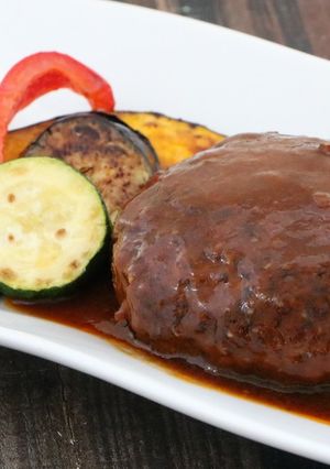 シャキシャキ食感！煮込みハンバーグ-レシピのメイン写真