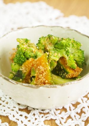 レンジで簡単ブロッコリー・南の胡麻和え-レシピのメイン写真