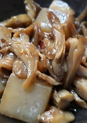 舞茸とコンニャクのピリ辛煮-レシピのメイン写真