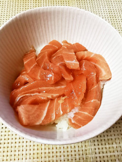 冷凍マグロを美味しく食べる解凍方法-レシピのメイン写真