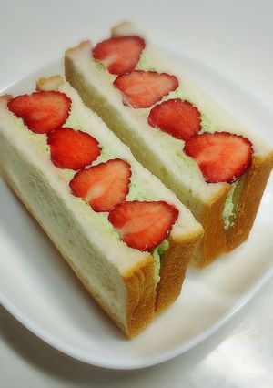 抹茶クリームイチゴサンド-レシピのメイン写真