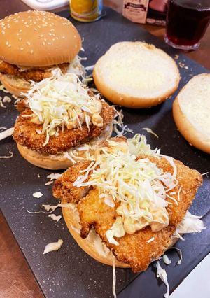 チキンカツバーガーオーロラソースお弁当-レシピのメイン写真