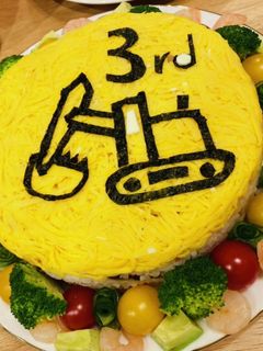 パワーショベルのちらし寿司ケーキ-レシピのメイン写真