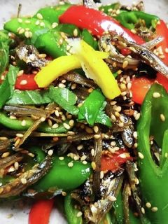 万願寺とうがらしとちりめんの炒め煮-レシピのメイン写真
