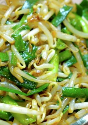 みんな大好きカレー味♬ニラもやしナムル☆-レシピのメイン写真
