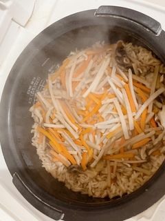 ほったらかし炊き込みご飯(サーモン)-レシピのメイン写真