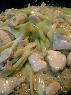 セロリと鶏むね肉の炒め物☆和風鶏マヨ☆-レシピのメイン写真
