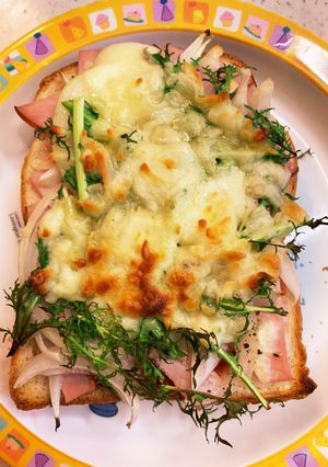 お手数！乗せて焼くだけ水菜トースト-レシピのメイン写真