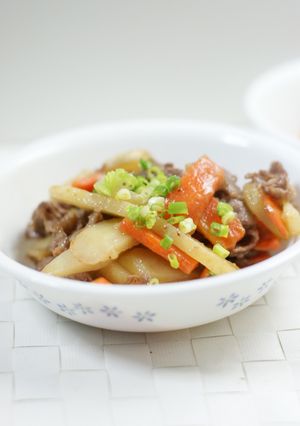 牛肉とじゃがいもの炒め物-レシピのメイン写真