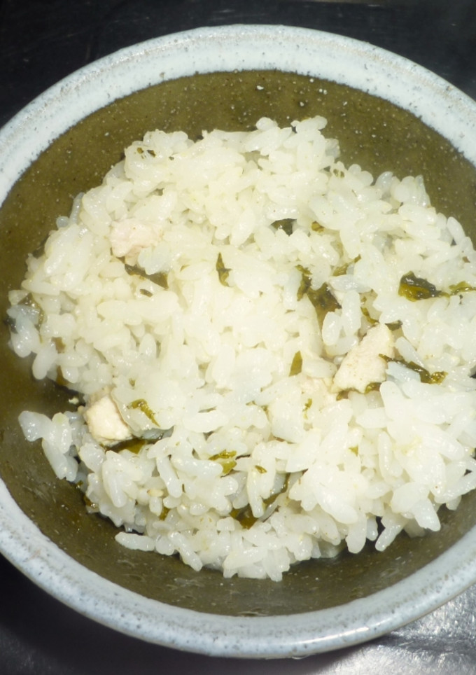鶏とワカメの炊き込み御飯-レシピのメイン写真