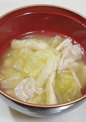 うちの母の味☆キャベツと豚肉のお味噌汁♬-レシピのメイン写真