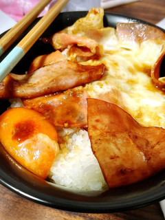 ハムエッグ丼-レシピのメイン写真