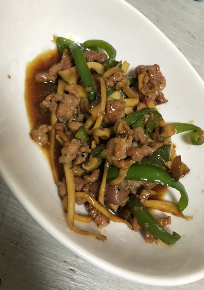 見た目は青椒肉絲だけど…中華炒め-レシピのメイン写真