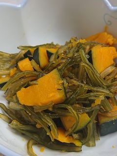 茎ワカメとかぼちゃの煮物-レシピのメイン写真