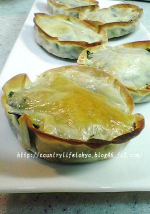 ツナとほうれん草の餃子皮タルト-レシピのメイン写真