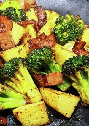 じゃがいもとブロッコリーのカレー炒め-レシピのメイン写真