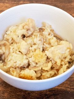 【簡単】とり皮の、中華風炊き込みご飯-レシピのメイン写真