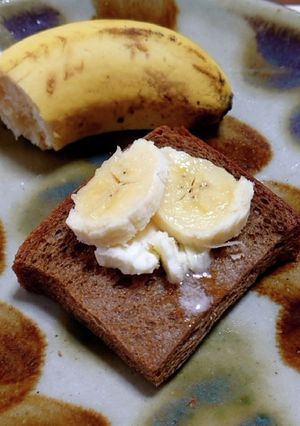 黒糖食パントーストにバナナ後乗せ-レシピのメイン写真