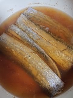 タチウオの煮付け。鍋から。-レシピのメイン写真