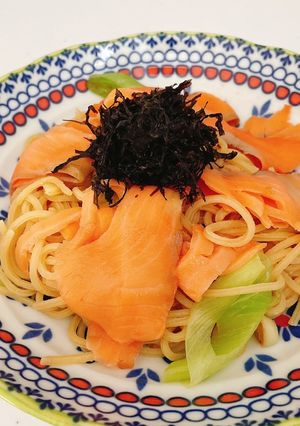 スモークサーモンと白ネギのオイルパスタ-レシピのメイン写真