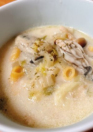 牡蠣と白ネギのクリームパスタスープ-レシピのメイン写真