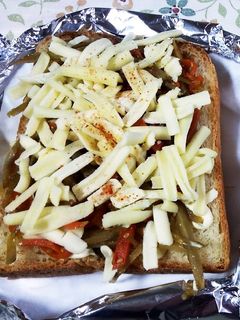 140 きんぴらごぼうトースト-レシピのメイン写真