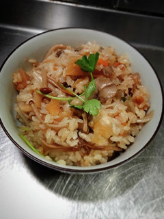 大量キノコの炊き込みご飯@≧↺≦@)❩ノ-レシピのメイン写真