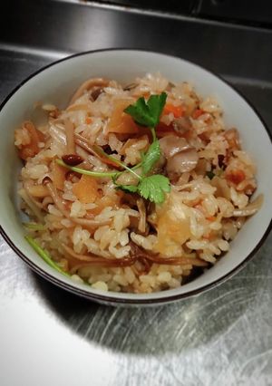 大量キノコの炊き込みご飯@≧↺≦@)❩ノ-レシピのメイン写真