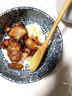 大豆ミートライクチキンで照り焼き丼♪♪-レシピのメイン写真