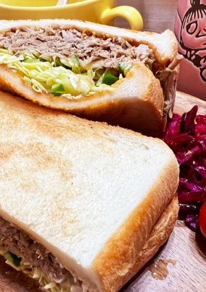 プルドポークで満腹モーニングサンド-レシピのメイン写真