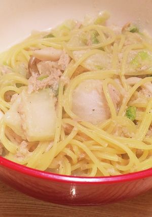 牛乳で作る白菜・しめじ・ツナのスープスパ-レシピのメイン写真