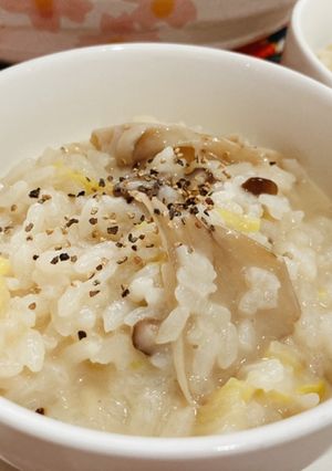 土鍋で簡単☆きのこの豆乳チーズリゾット-レシピのメイン写真