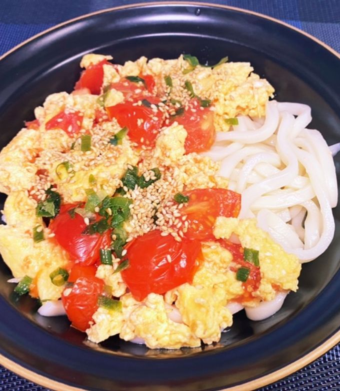 トマトと卵炒めうどん-レシピのメイン写真