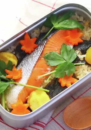 簡単キャンプ飯！鮭と栗のごちそう炊き込み-レシピのメイン写真