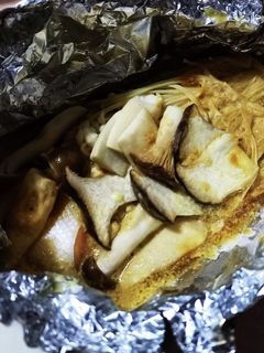 簡単☆鮭ときのこの味噌マヨホイル焼き-レシピのメイン写真