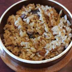 รูปของ さば味噌缶で炊き込み御飯