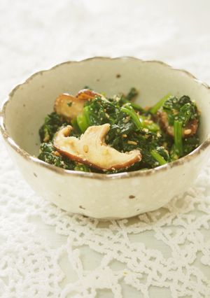 レンジで！ほうれん草・椎茸の胡麻和え【簡単副菜】-レシピのメイン写真
