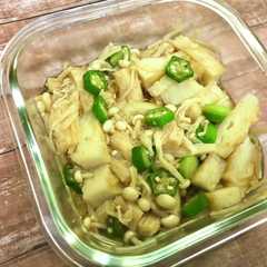 รูปของ レンジで簡単！エノキとオクラの梅干し和え
