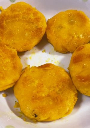 クリチ練り込み★かぼちゃバターいももち-レシピのメイン写真
