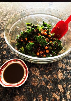 キヌアとケールのサラダ☆煎りひよこ豆で♪-レシピのメイン写真