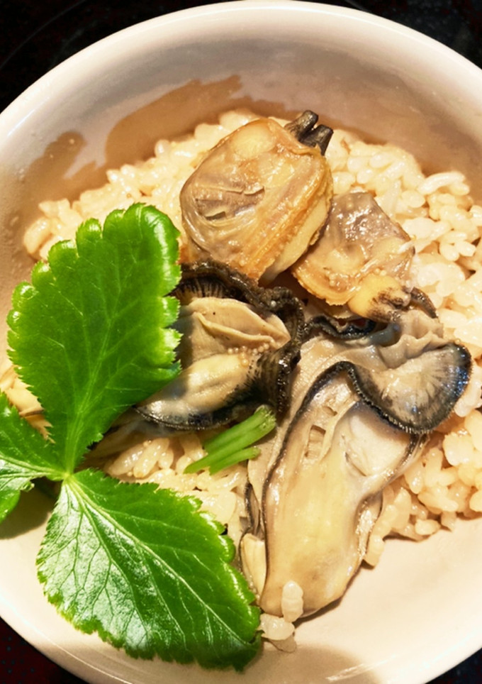牡蠣とアサリの炊き込みご飯-レシピのメイン写真