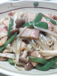 厚切りベーコンと三色野菜のカレー炒め-レシピのメイン写真