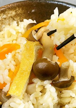 味付けはめんつゆだけ！炊き込みご飯-レシピのメイン写真