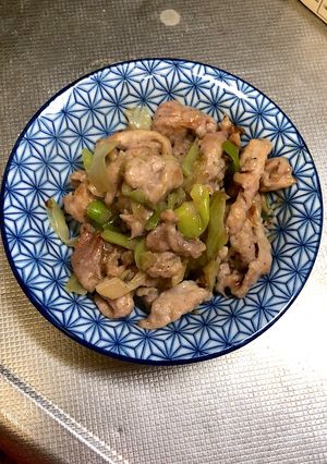 簡単中華☆豚肉と長ネギの五香粉炒め☆-レシピのメイン写真