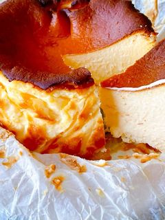 【バスクチーズケーキ】混ぜて焼くだけ!-レシピのメイン写真