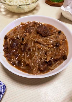味付けハラミ肉活用！もやしとしめじ炒め-レシピのメイン写真