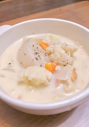 簡単ハムの出汁が美味しいクラムチャウダー-レシピのメイン写真