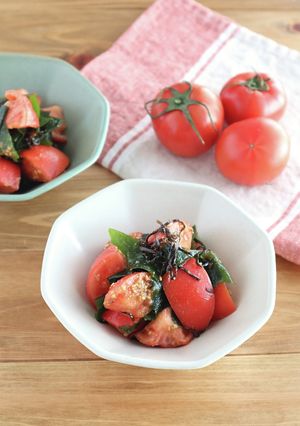 非加熱で簡単！トマトとわかめの塩昆布和え-レシピのメイン写真