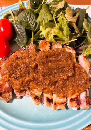 豚ロースでシャリアピン風ステーキ-レシピのメイン写真